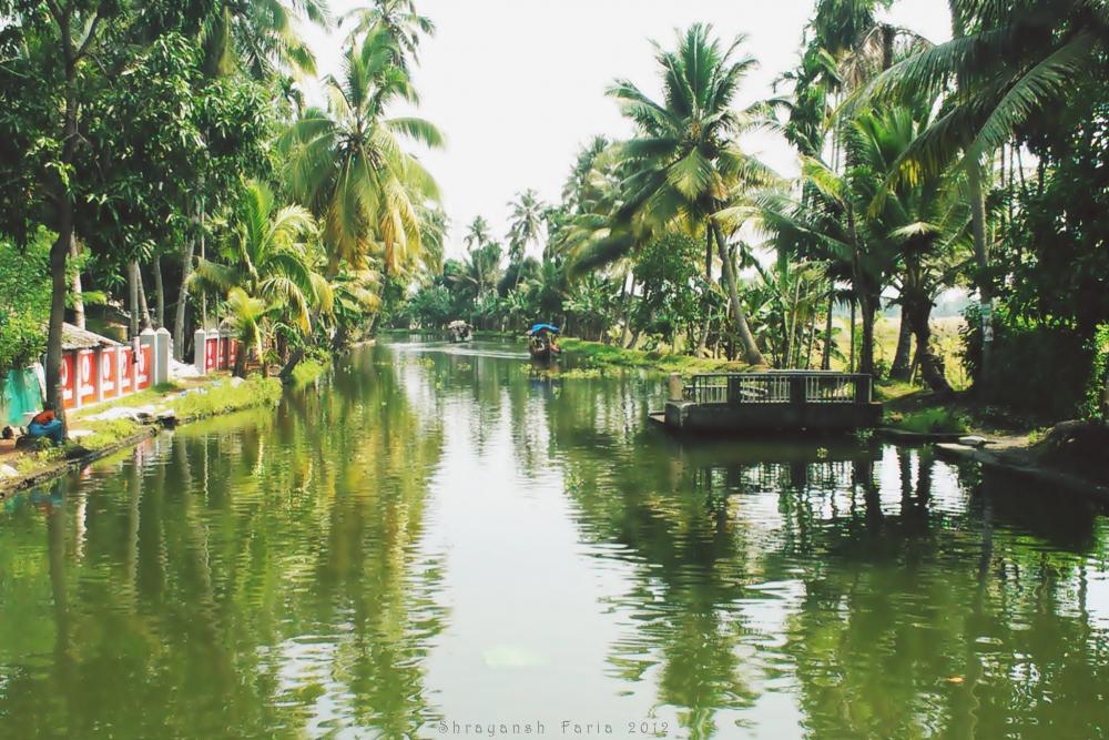Pathiramanal Island Kerala